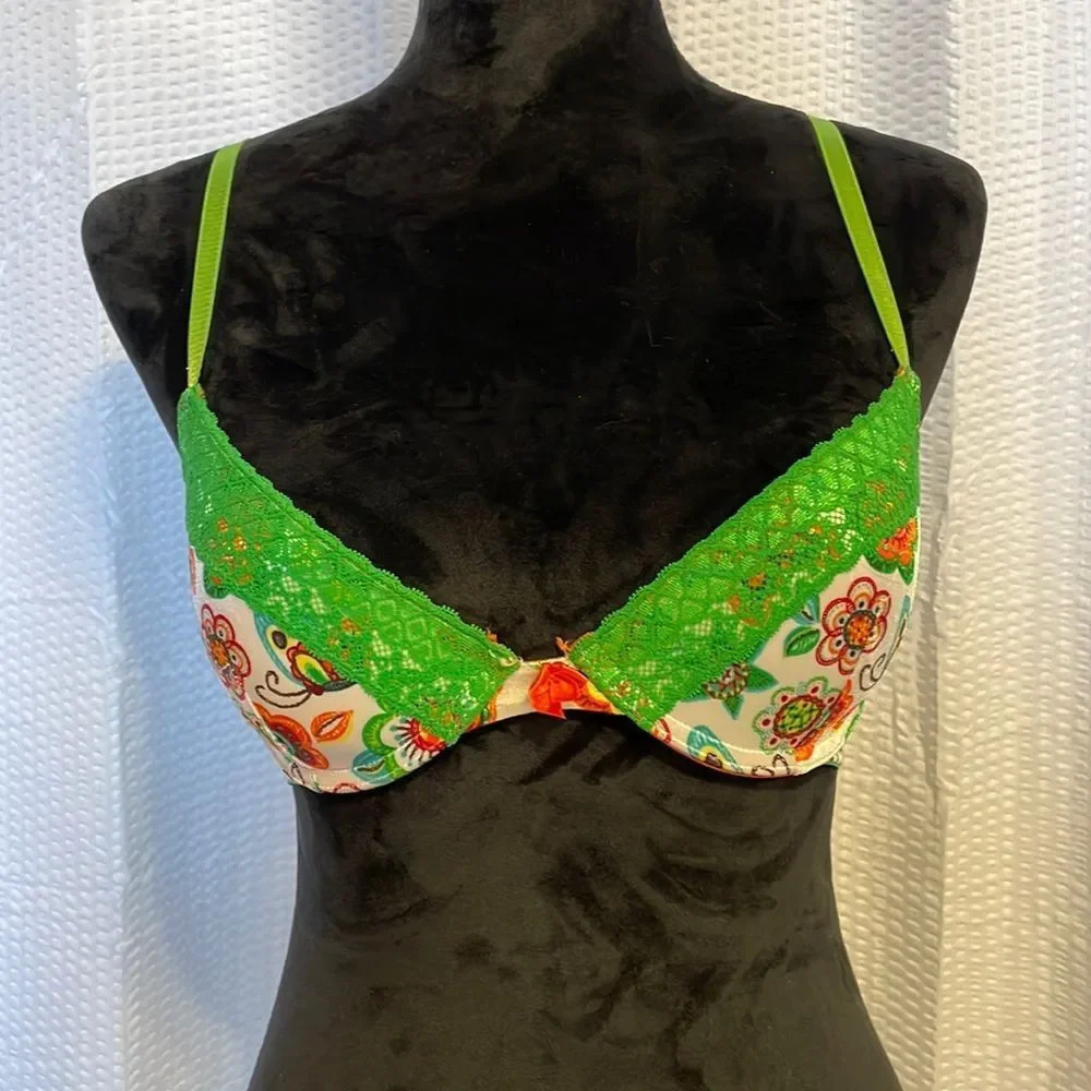 Floral print and lace trim bra size 32B